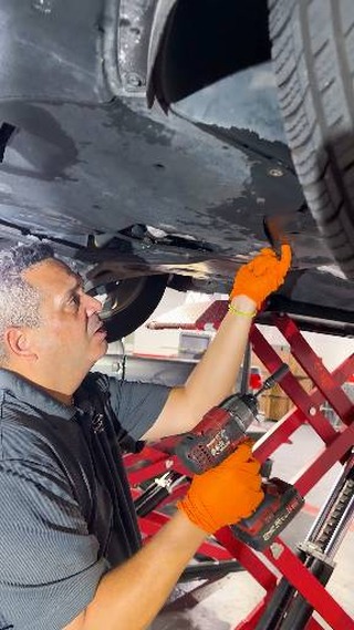Real preview of Auto Repair Miami 4 Reel